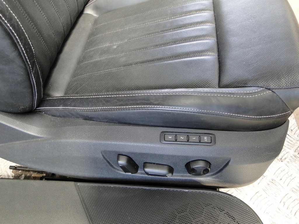 Сидіння шкіра skoda superb 3 3v 3v9 універсал ll&k підігрів електрика пам'ять Ціна