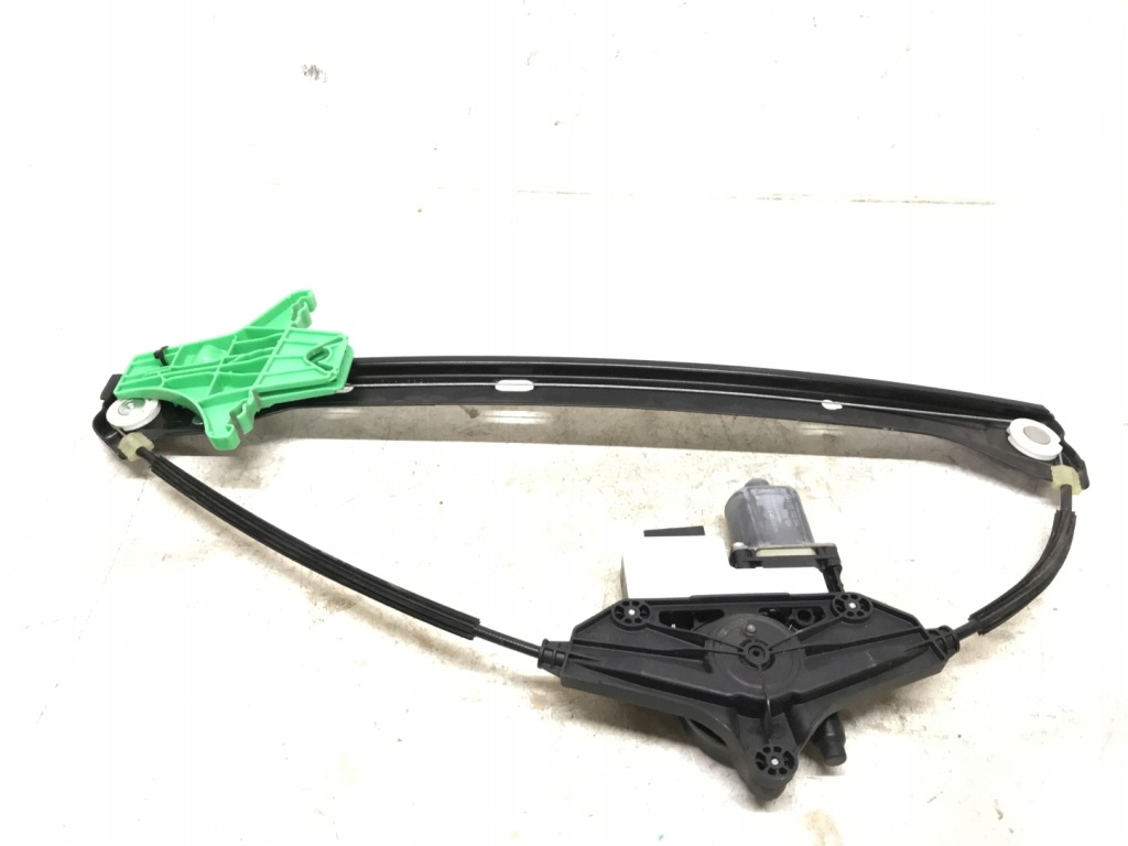 фото №7, Vw golf sportsvan механизм правый задняя 510839462d