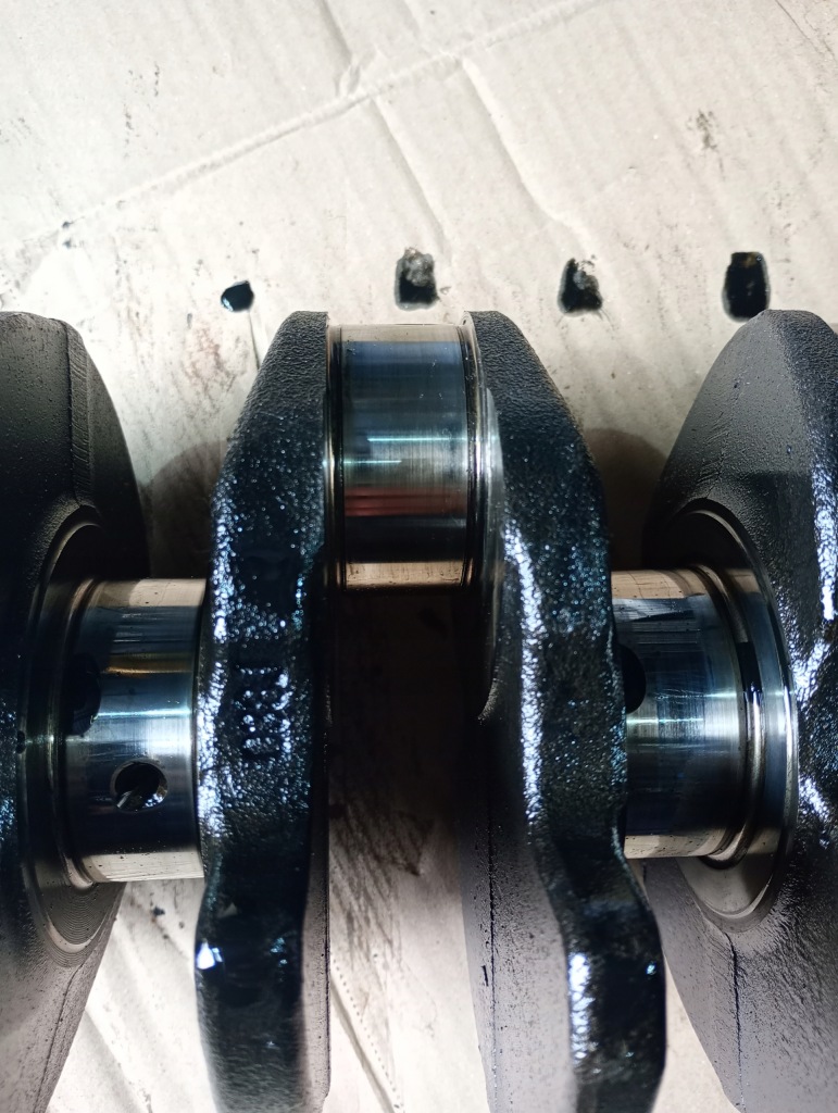 Купити Wał колінчастий vw audi seat skoda 1,9 2,0tdi 2,0b 2,4b 2,5 tdi 038j 038l 06af