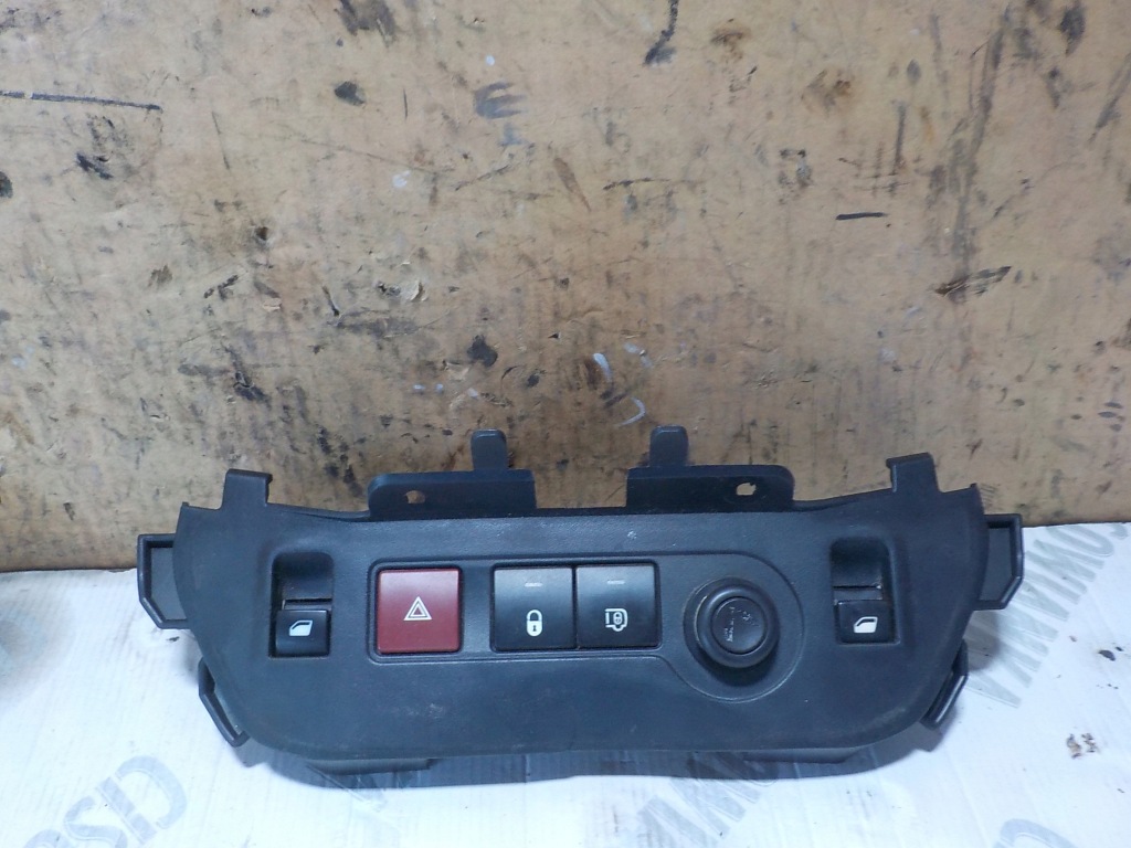 фото №1, Citroen berlingo ii 1.6ehdi панель переключателей