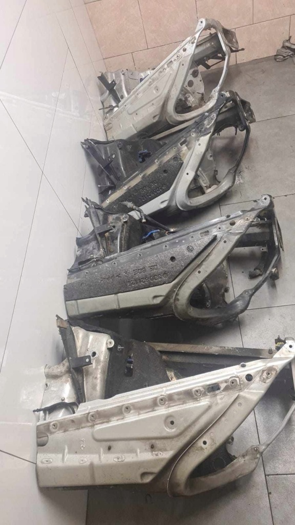 фото №3, Четверть лонжерон правая vw phaeton 02-15