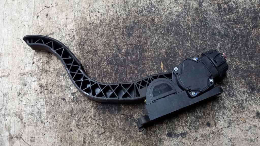 фото №3, Потенциометр газа kia carnival 2.9d