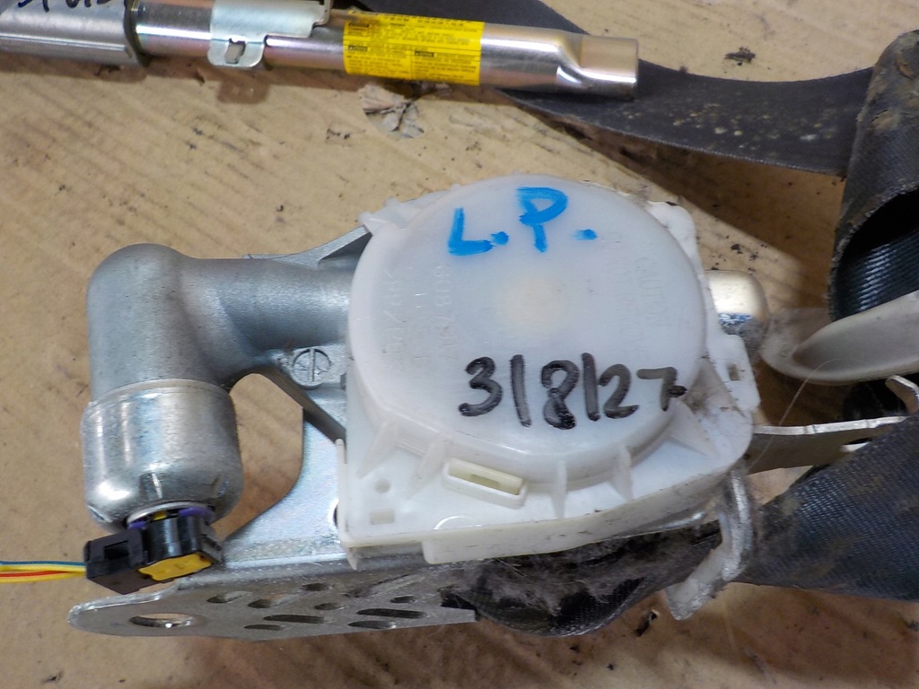 фото №4, Subaru legacy awd 2.0d pas безопасности l. перед