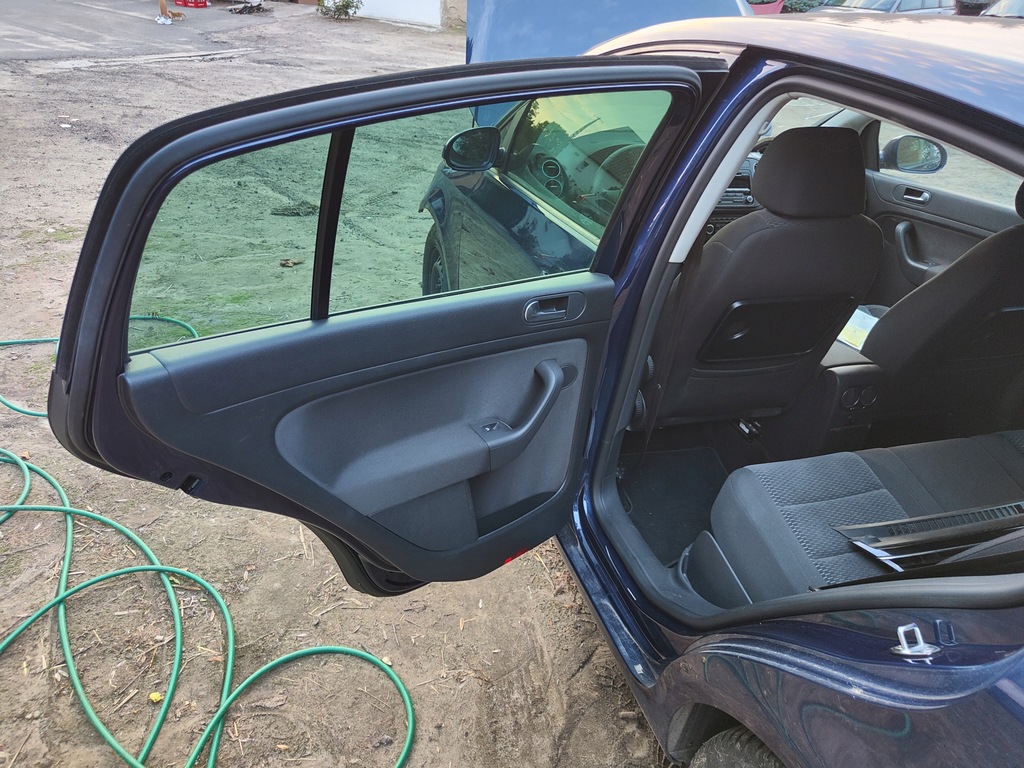 фото №8, Дверь левый задняя задние vw golf vi 6 plus lift код лакокрасочного покрытия ld5q