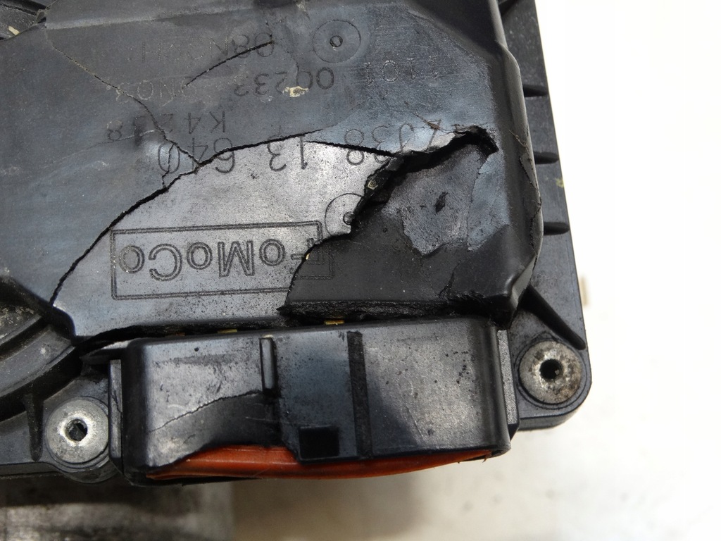 фото №8, Дросельна заслінка mazda 2 de 1.3 62kw 2011r. 5двері zj38 13 640