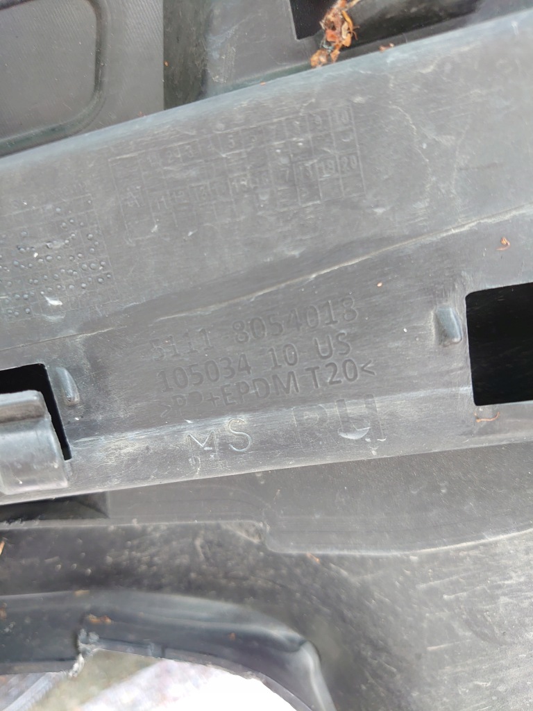 фото №11, Бампер перед bmw x5 f15 m-pakiet pdc 8054018 направляющие крепления