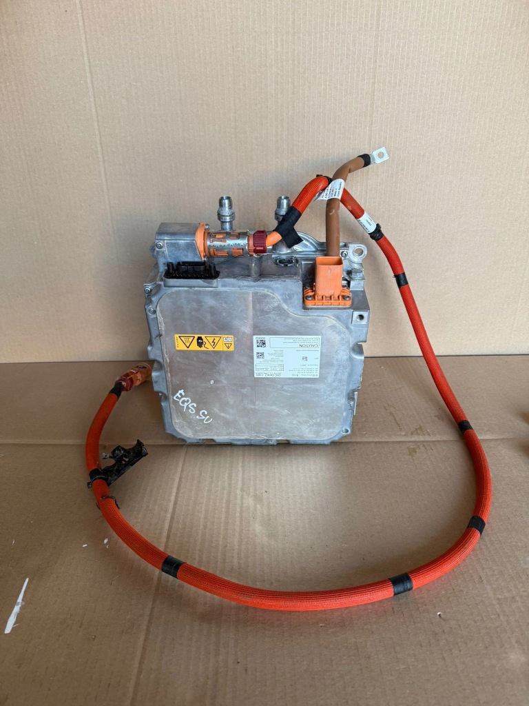 Купить Преобразователь напряжения mercedes benz eqe v295 a0009000440