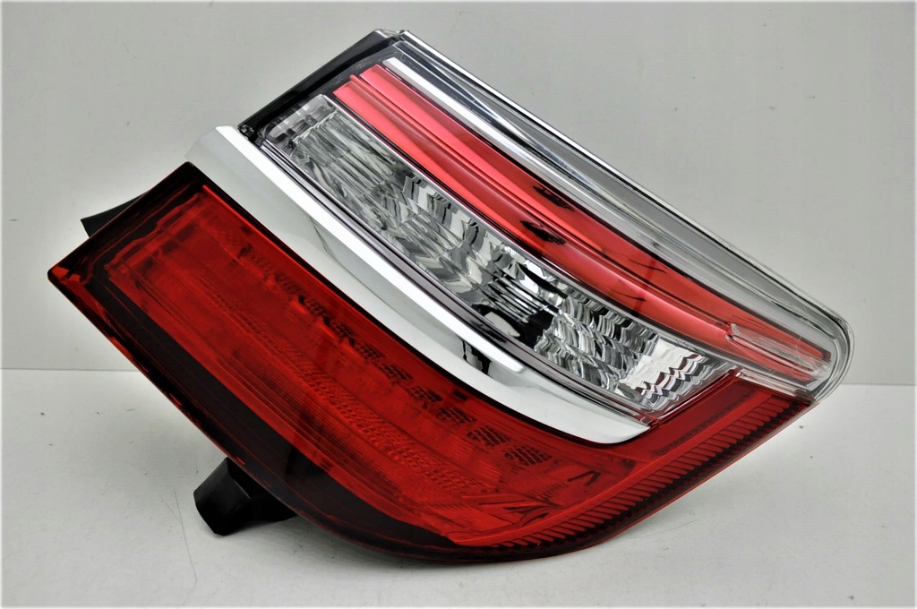 фото №3, Toyota camry 2015-17 лампа правая nowa led