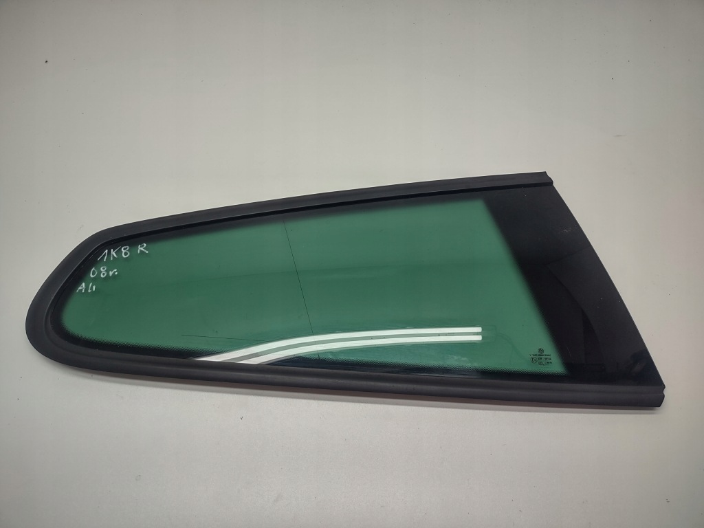 фото №1, Скло кузовна vw scirocco 1k8 2008r. тонована права задня оригінал