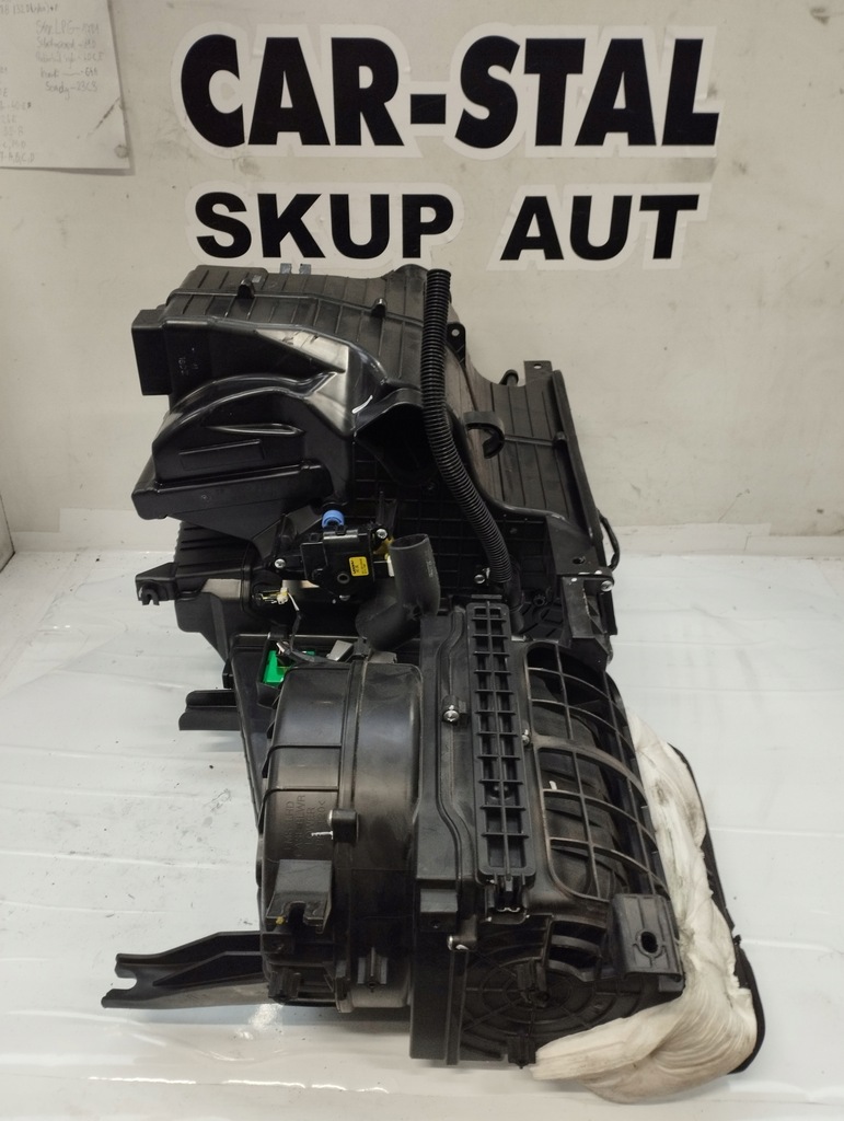 фото №8, Hyundai ix35 отопитель смеситель kombajn 97200-2y041