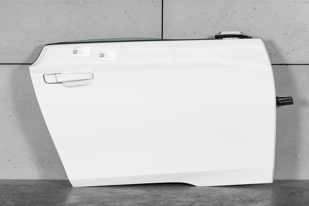 фото №1, Bmw i3 i01 дверь правое передние правый перед цвет b85