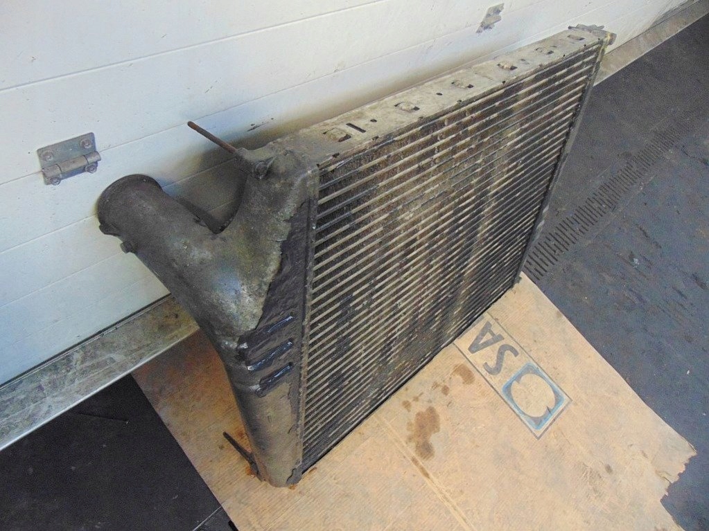 Volvo fh12 d12a 380km 95r радіатор інтеркулер Ціна