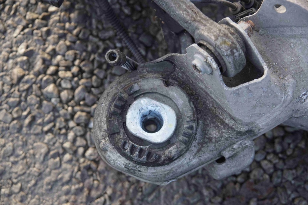 Подвеска задний  подрамник дифференциал приводной вал рычаг mercedes sl r230 Доставка