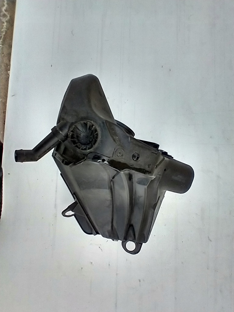 фото №11, Bmw e84 e82 e90 e92 2.0d корпус фильтра воздуха расходомер 8506409