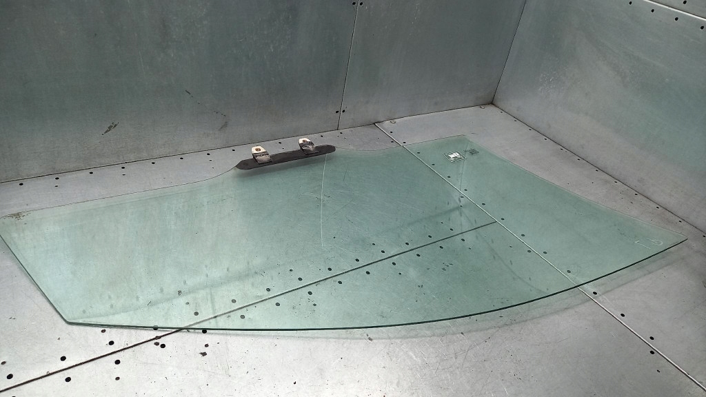 фото №4, Скло ліва перед honda civic vii 01r 5d