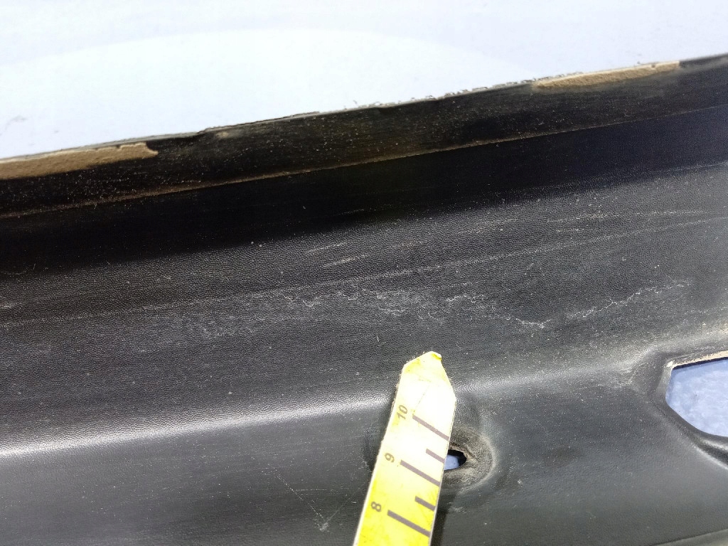 Peugeot 508 ii 18- молдинг защита лампы задний  правая 9818932477 в Украине