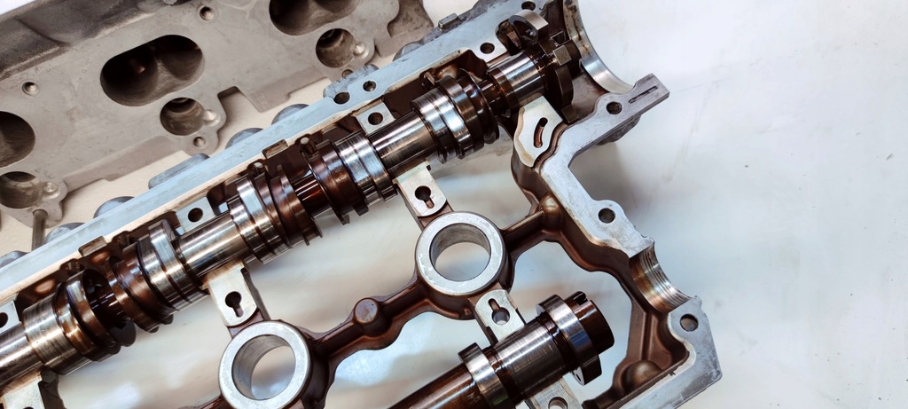 фото №15, Головка комплектная audi a5 a5 a6 c7 a7 2.8 3.2 fsi 06e103403a