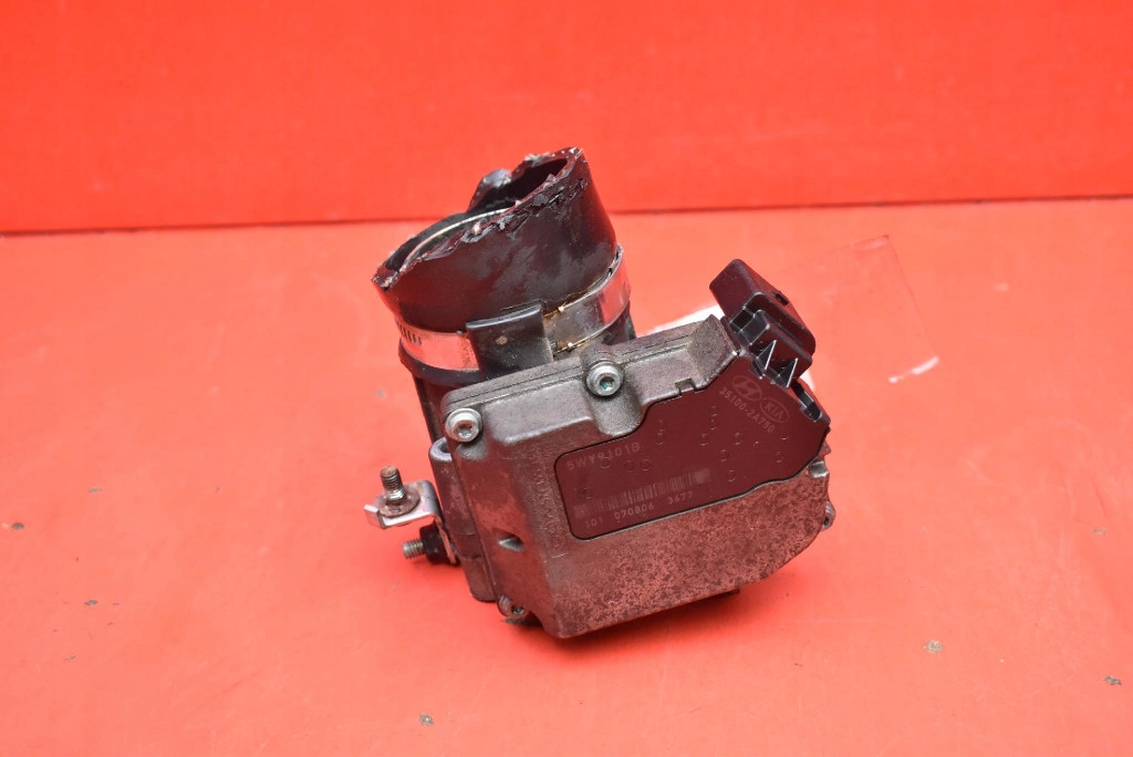 фото №6, Дросельна заслінка 35100-2a750 hyundai i30 1 i fd 1.6 crdi 116 km 07-10