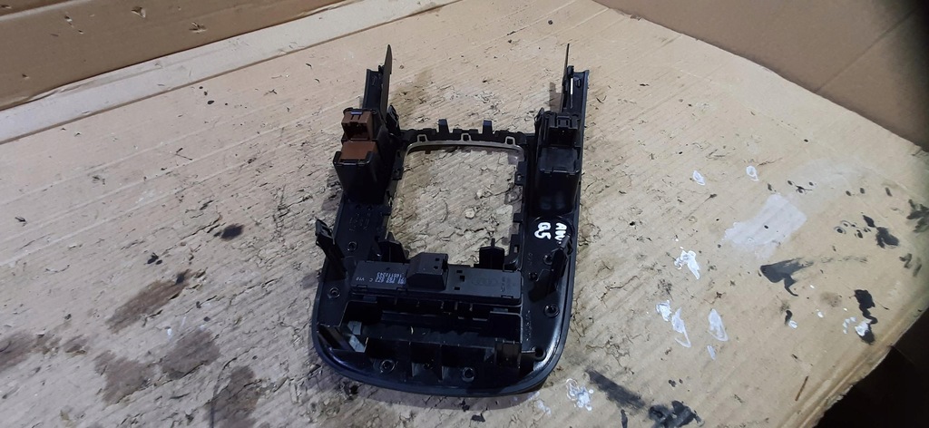 фото №7, Панель управление рамка переключатели q5 8k0864261