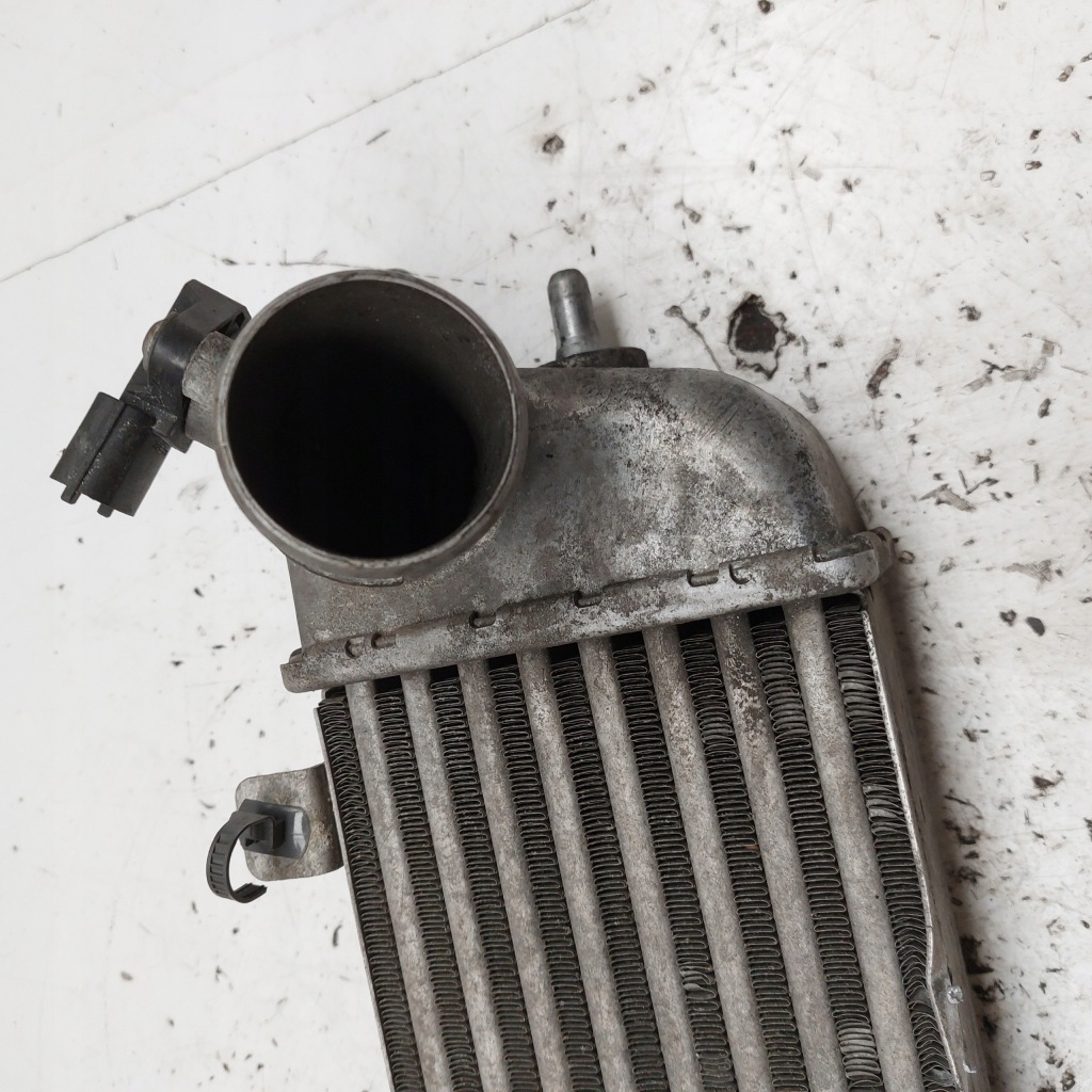 Kia ceed 1,6 crdi радиатор воздуха интеркулер 6714315 28271-2a610 с Разборки