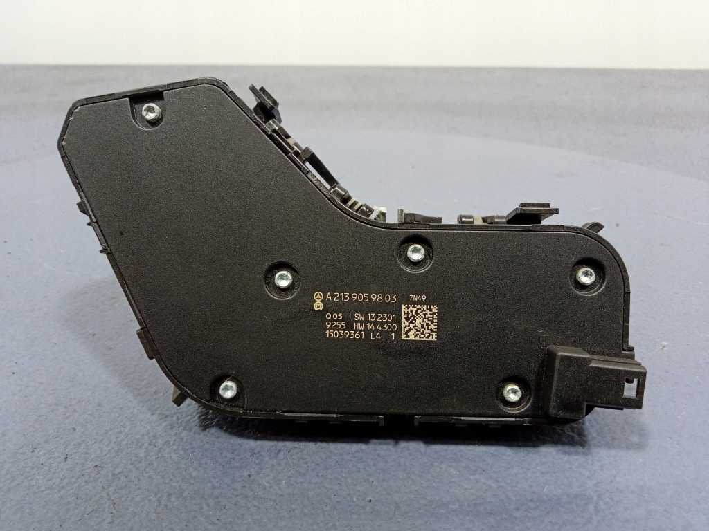 фото №10, Mercedes amg gt 4 door w290 панель сиденье правый перед a2139059803