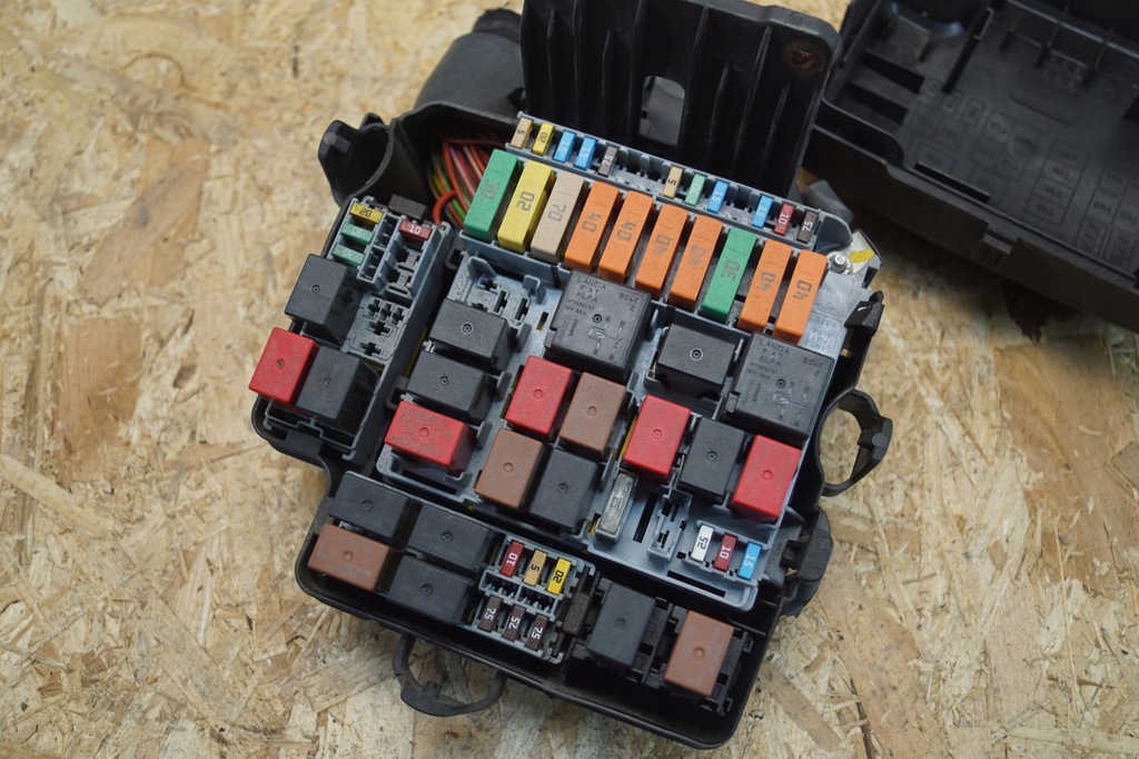 фото №7, Коробка предохранителей iveco daily 14 - 5801393356