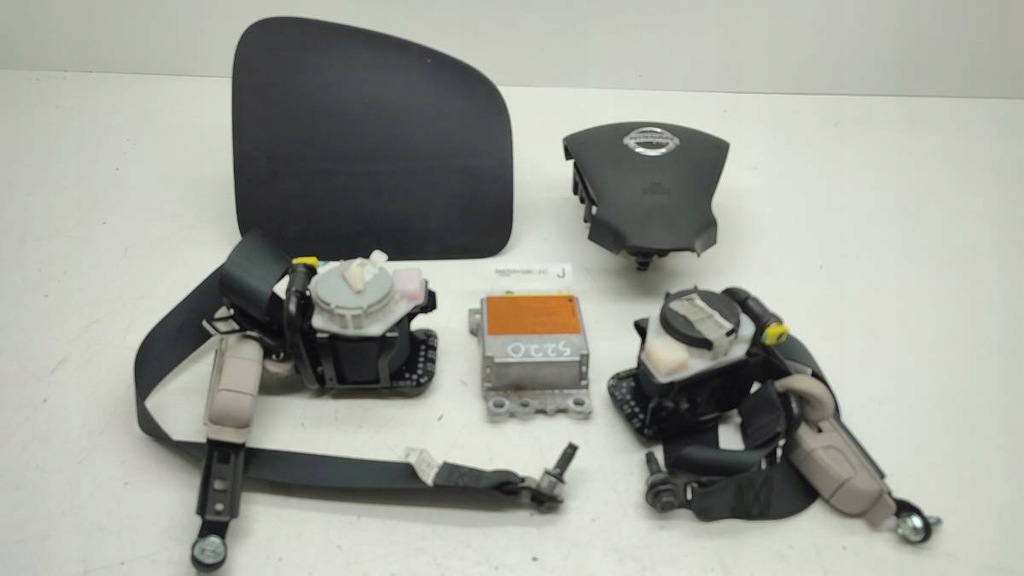 фото №1, Подушка комплект ремни модуль note e12 eu 2014