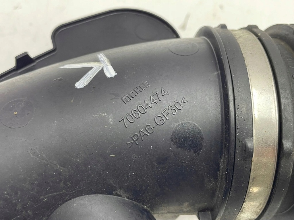 фото №8, Bmw 4 f36 gran coupe 2016 труба / пабтрубок  впускной воздуха