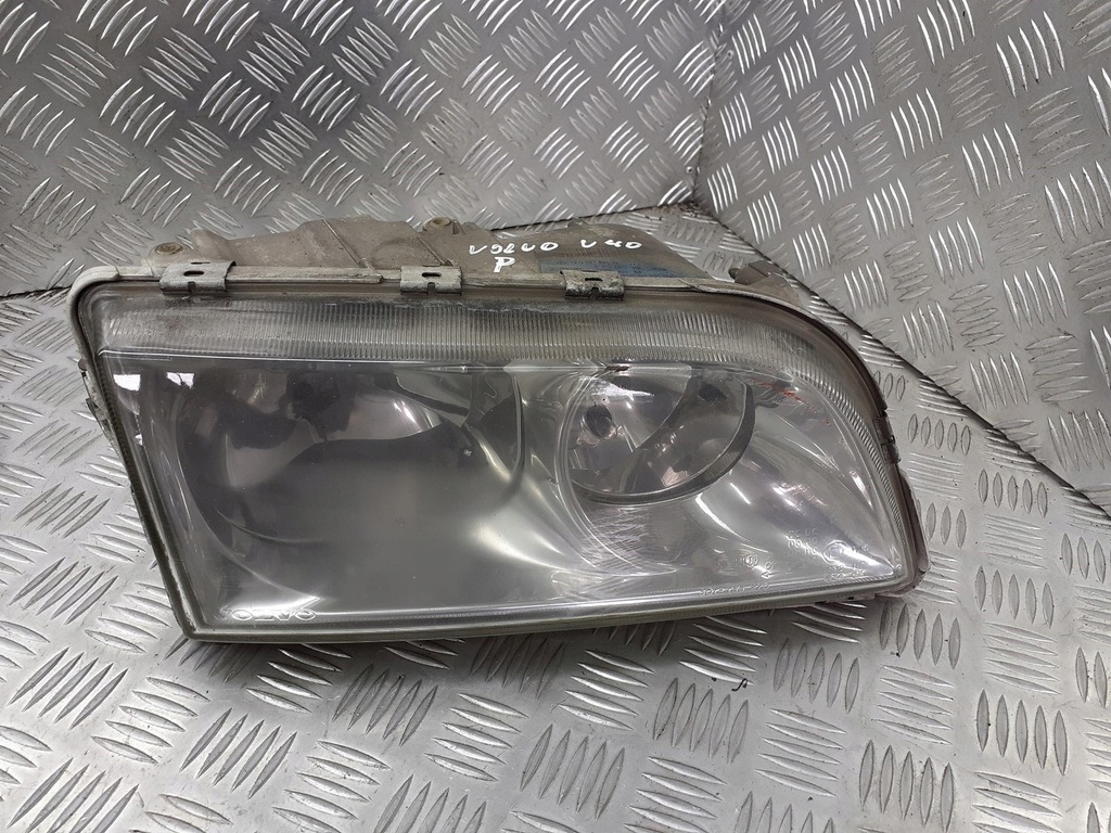 фото №1, Лампа права передня volvo v40 30859620 europa