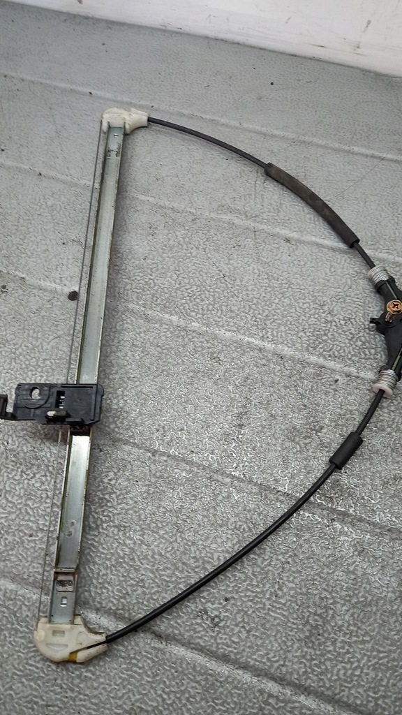 фото №5, Подъемник правый задняя mazda 5 06r 2.0crd