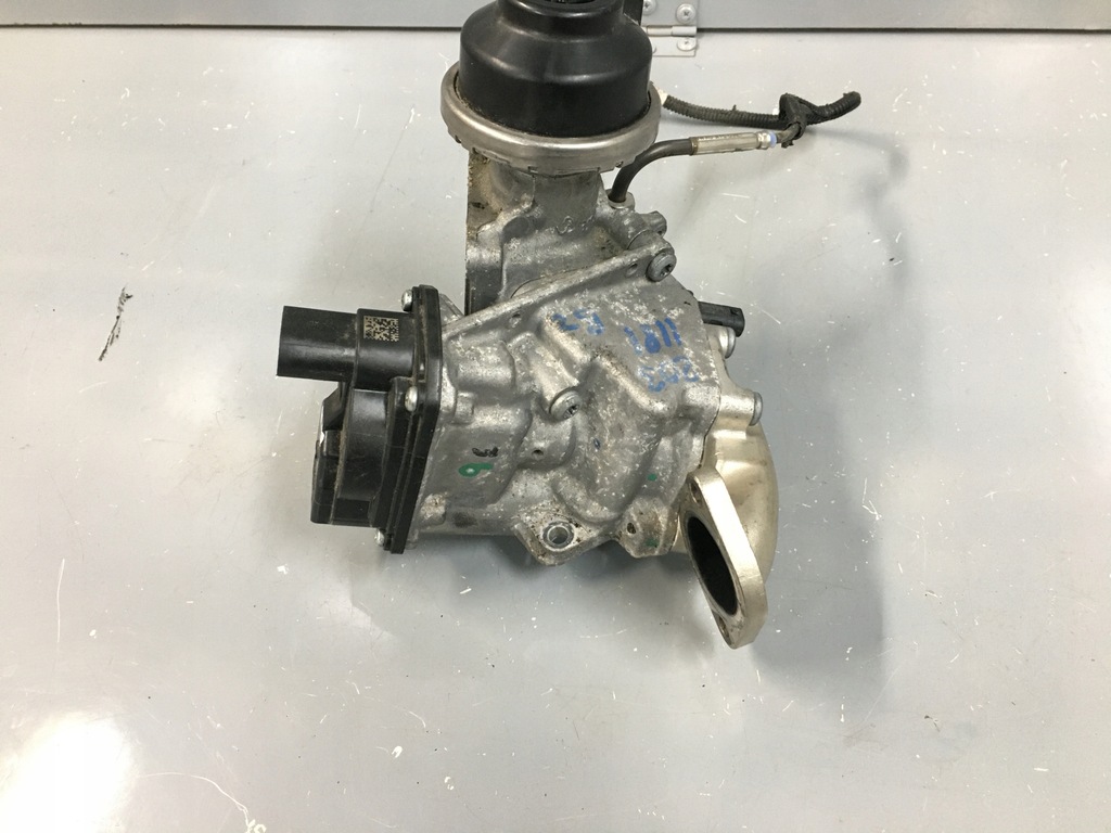 фото №2, Audi a4 8w b9 радіатор вихлопних газів egr радіатор 3.0 tdi 059131511bp