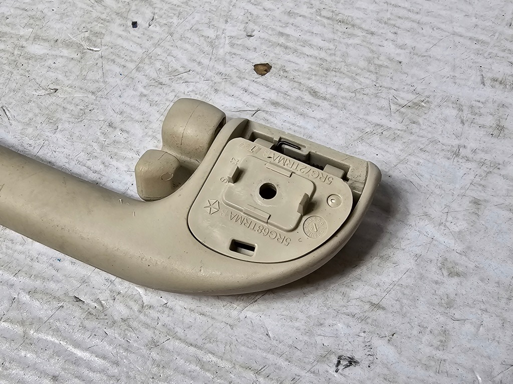 фото №13, Jeep cherokee 13- ручка потолочный 1vw49trmaa usa