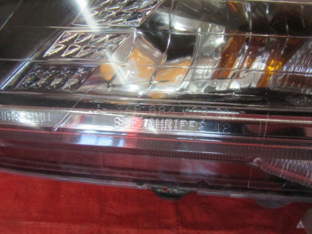 Nissan pathfinder iv r52 2017 фонарь  левая перед Доставка