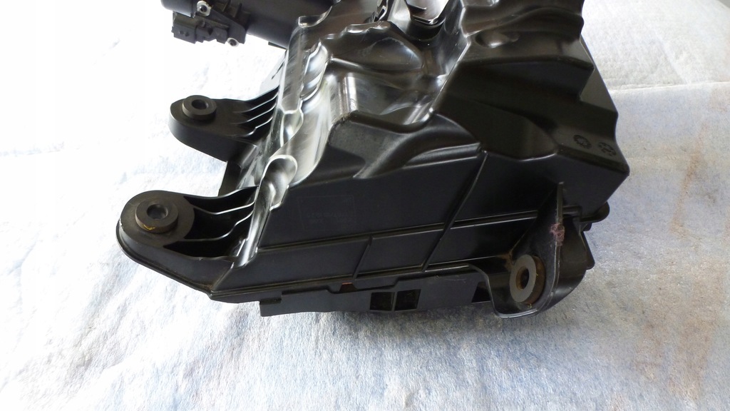 фото №7, Peugeot 5008 ii корпус фильтра 9828002080