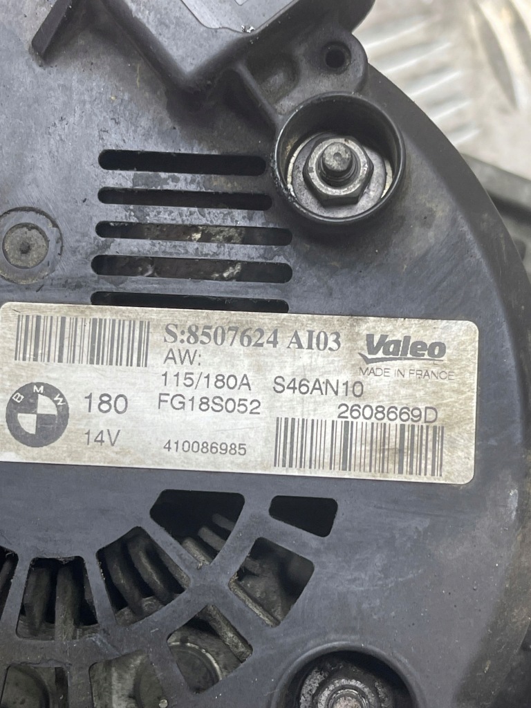 Bmw 5 f10 f11 2011 генератор Недорого