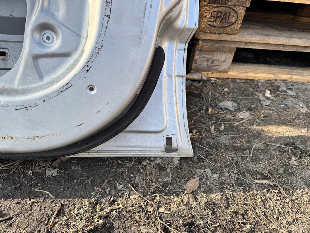 фото №6, Jeep grand cherokee wk дверь правый перед голый