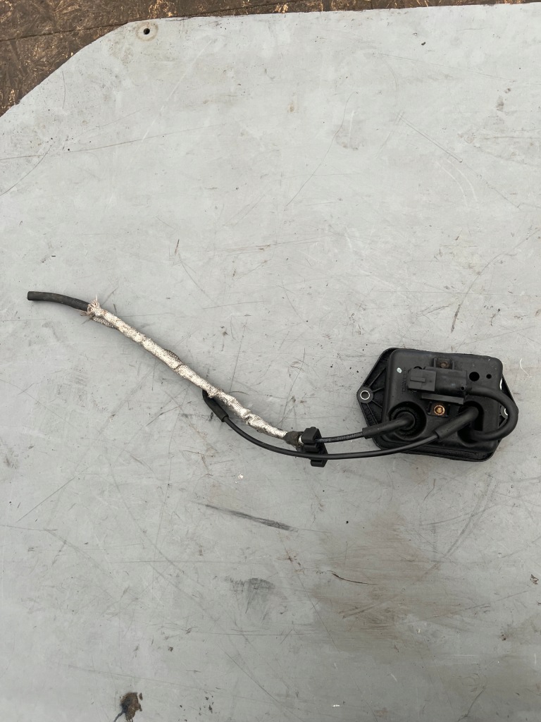 фото №1, Alfa romeo 166 2,4 jtd 46767324 клапан клапан turbo