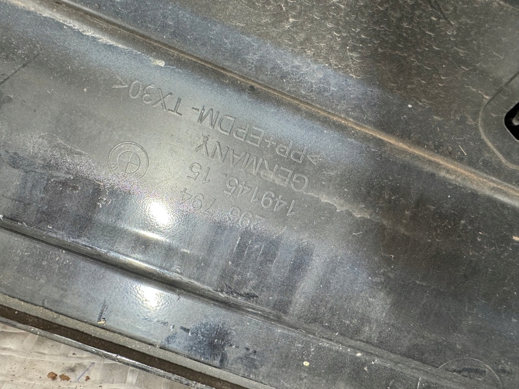 фото №5, Bmw i3 правое передние дверь обшивка