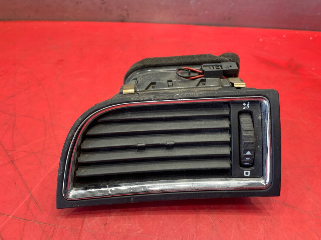 фото №1, Решётка обдув левая 3t0819701 skoda superb ii