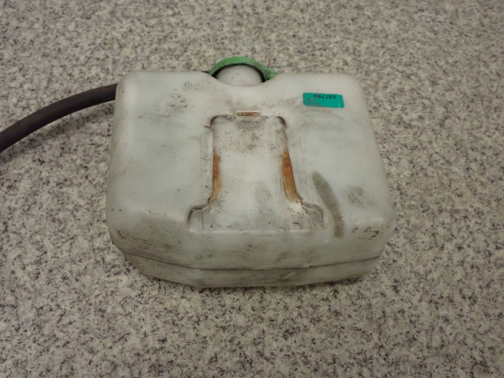 фото №4, Suzuki swift 1.6 10- бачок расширительный