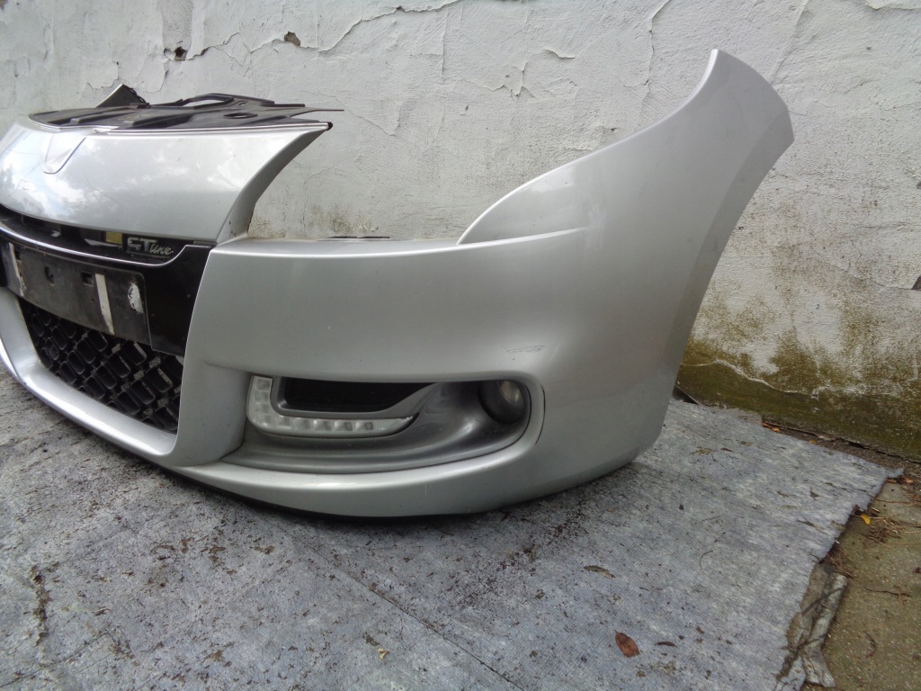 Бампер перед renault megane 3 3 gt рестайлинг  11-13 Доставка