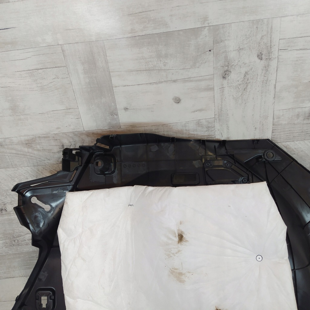 фото №6, Toyota corolla cross обшивка багажника левый задняя задний 64740-16040