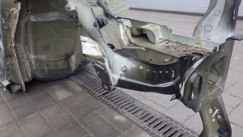 фото №7, Четверть лонжерон блок двигателя порог правый перед ktvd citroen c3 iii 3