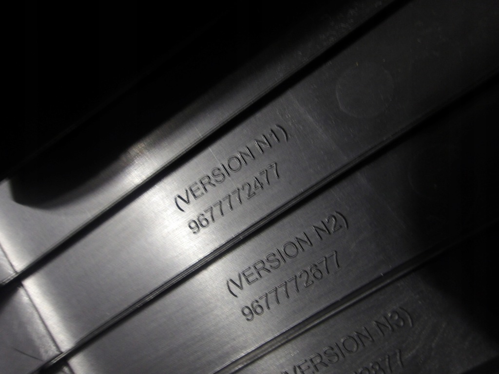 фото №11, Citroen c4 picasso ii 13-17 обшивка защита стойка b левая оригинальный номер