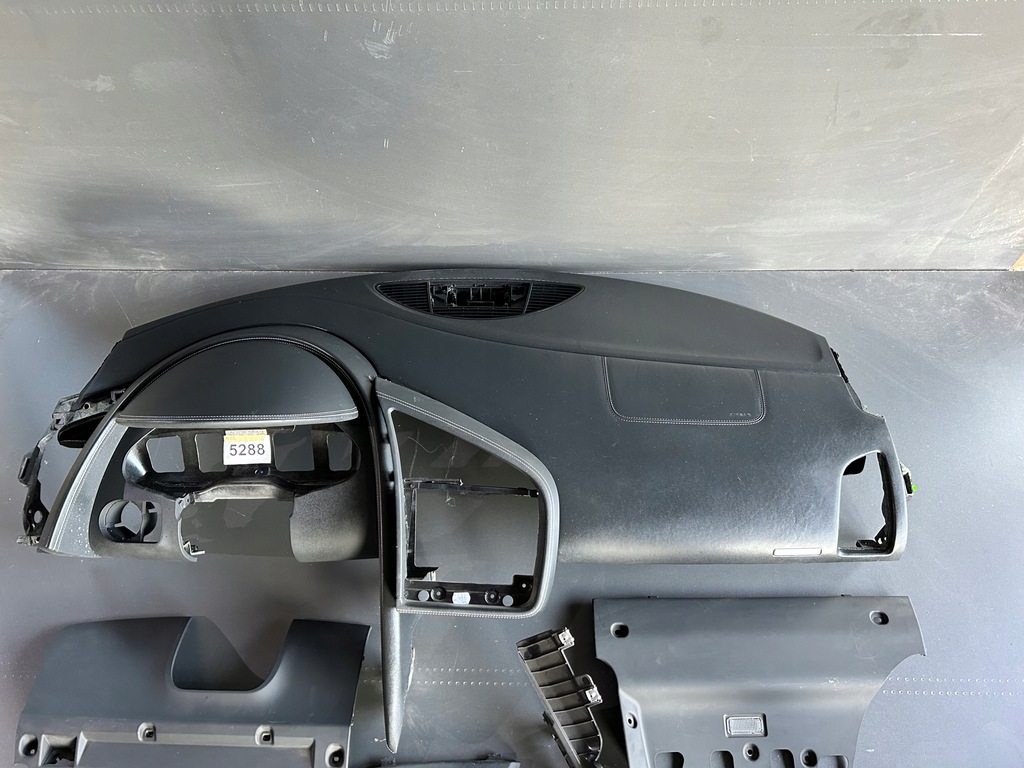 фото №2, Audi r8 4s 15r панель приладів консоль панель приладів europa