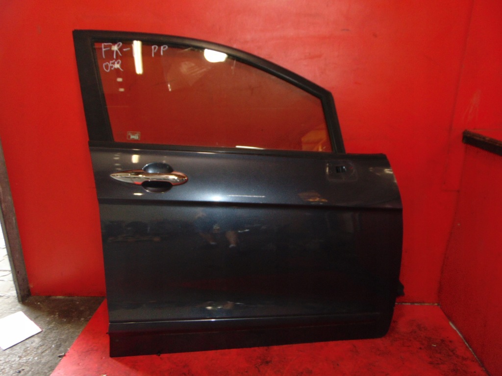 фото №1, Honda fr-v frv nh684p дверь перед правое