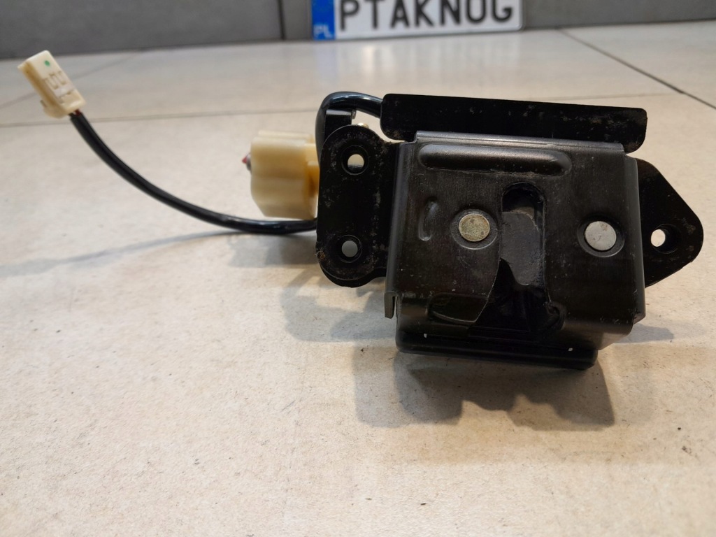 фото №4, Замок крышки багажника mazda premacy 2.0 ditd