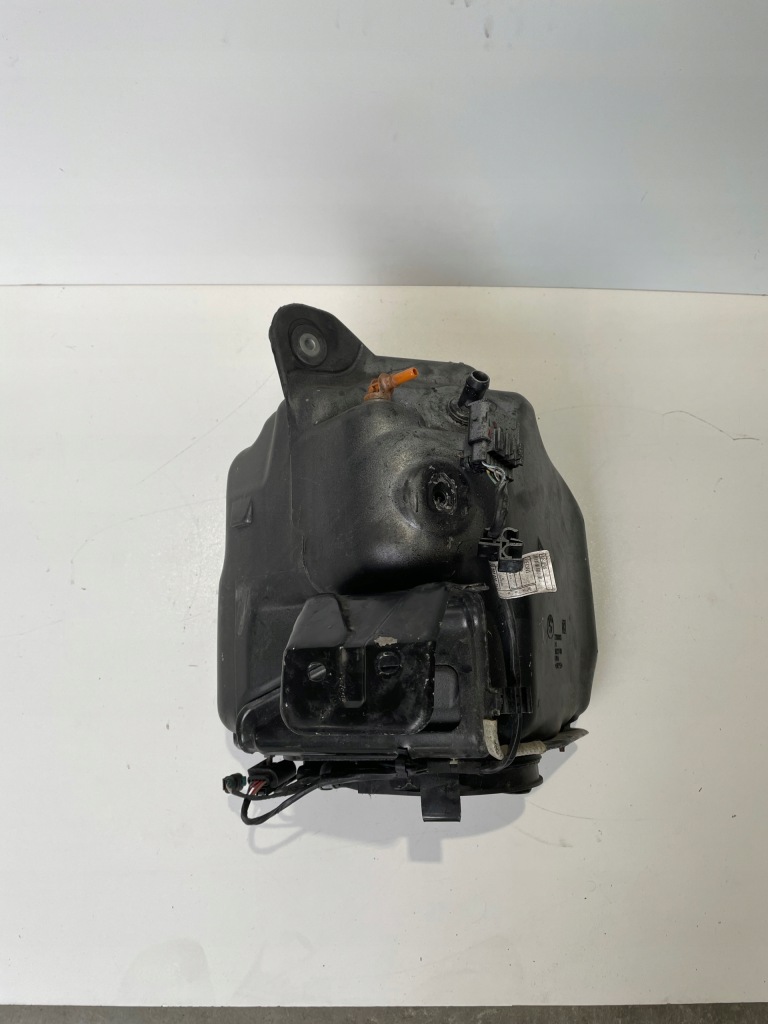 фото №1, Бак насос adblue bmw x5 f15 x6 f16