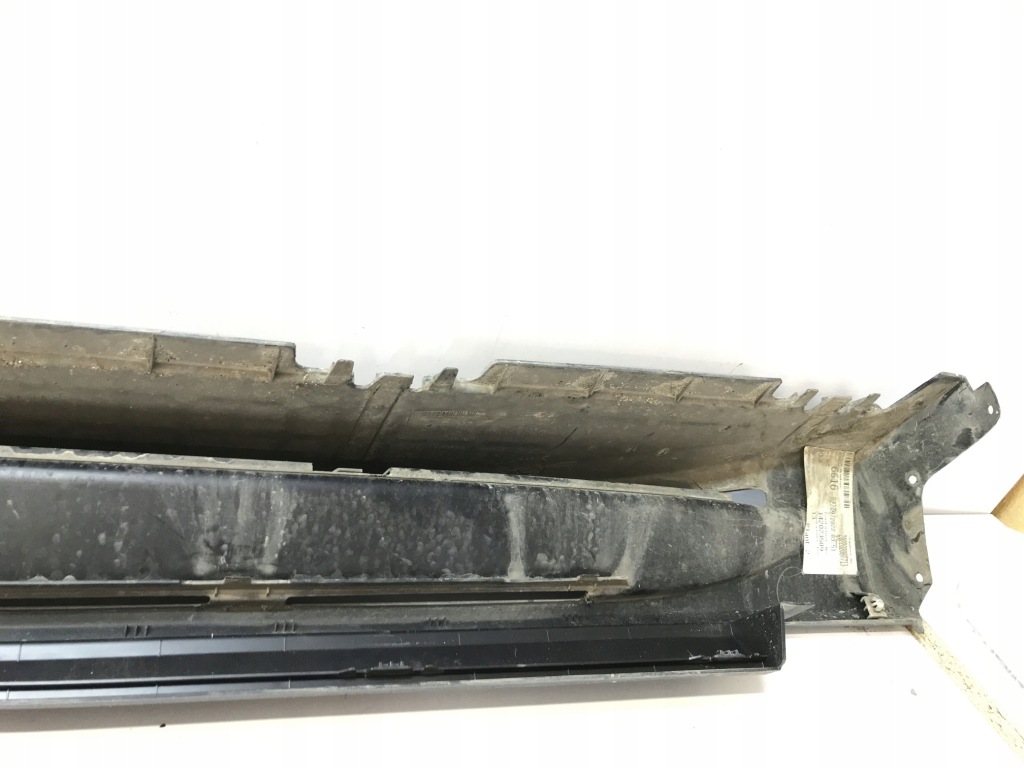 Купити Mercedes gle w167 amg купе молдинг поріг права a1676903201