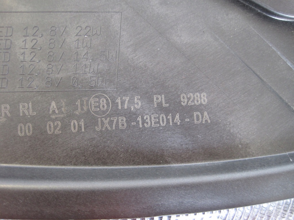 Фара full led правий ford focus jx7b-13e014-da нова Недорого